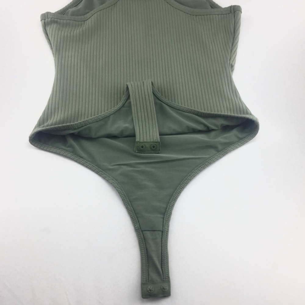 NWT  Victoria’s Secret Cheeky Racerback Ribbed Bodysuit - Picture 5 of 5